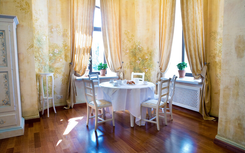 Dining Table with Chairs — Yellow