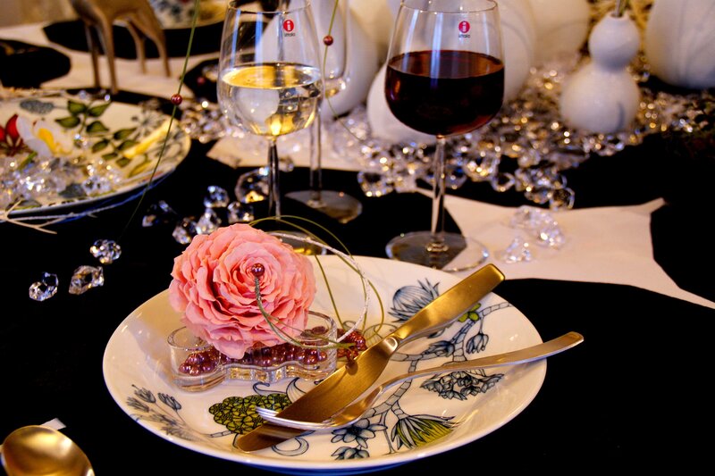 Dinner Place Setting — Black