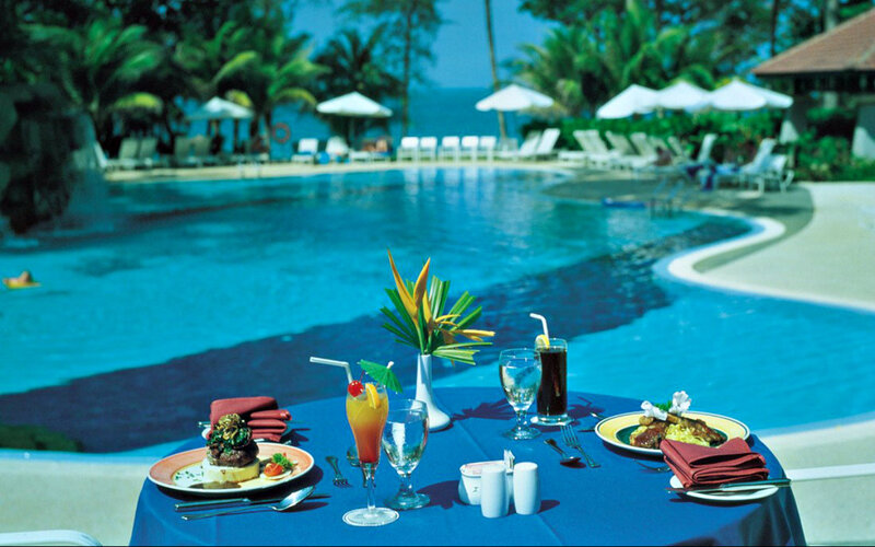 Dinner Table by Pool — Blue, Relaxing