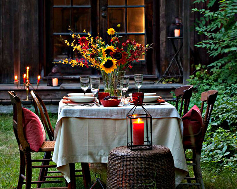 Dinner Table in Garden — Green, Cozy