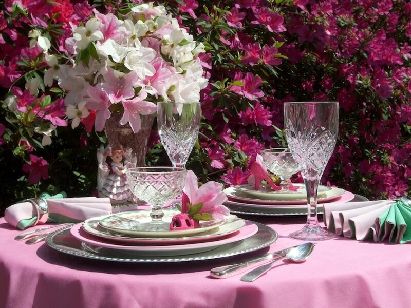 Dinner Table Setting — Pink, Serene