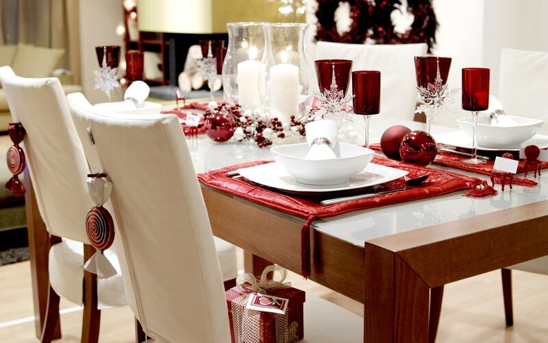 Dinner Table Setting — Red, Festive, Winter