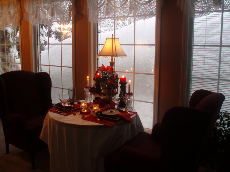 Dinner Table Setting — Red