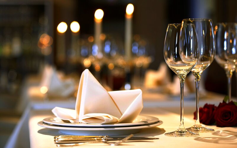 Dinner Table Setting — White, Elegant