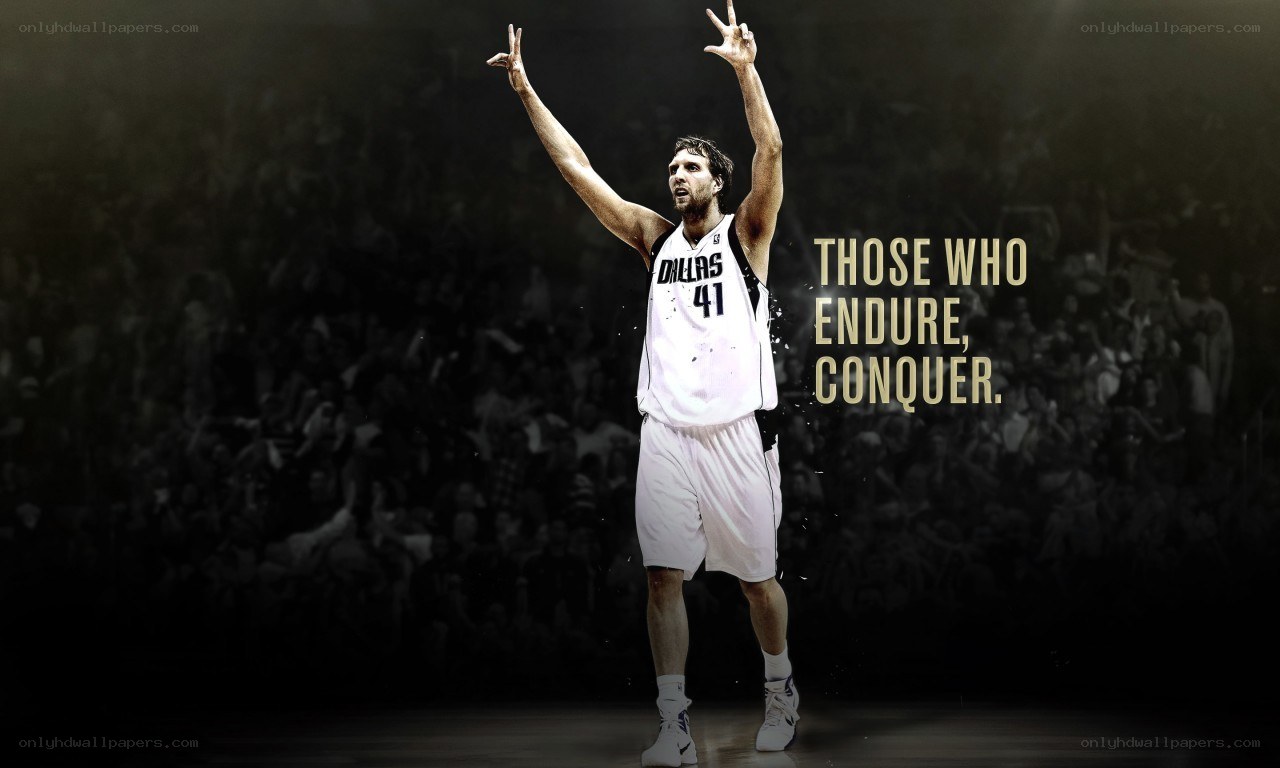 Dirk Nowitzki celebrating