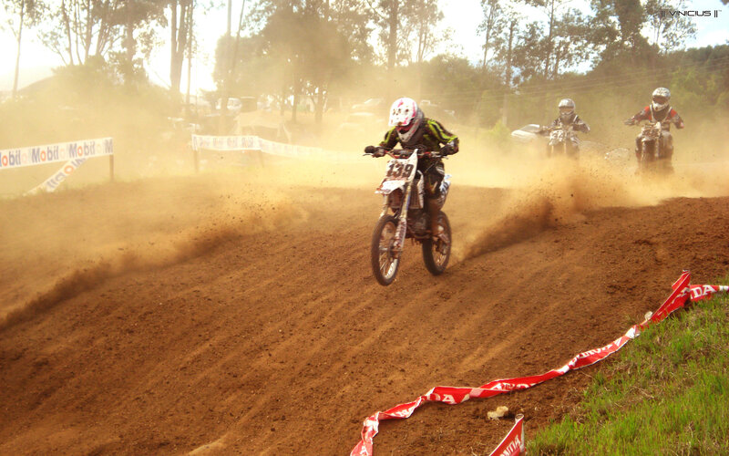Dirt Bike Racers
