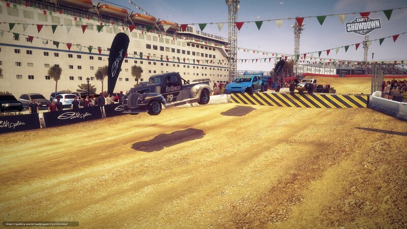 Dirt Showdown race scene
