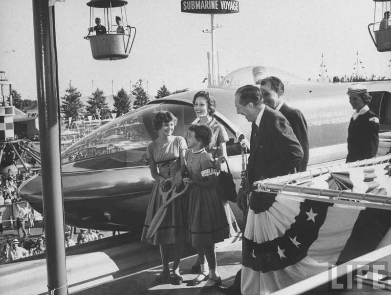 Disneyland submarine voyage