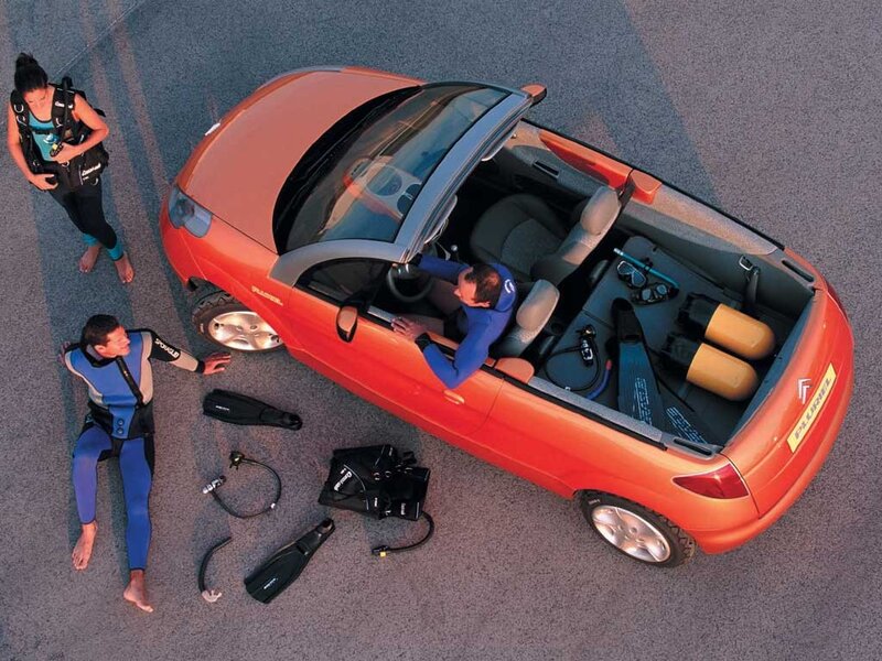 Divers with car and gear