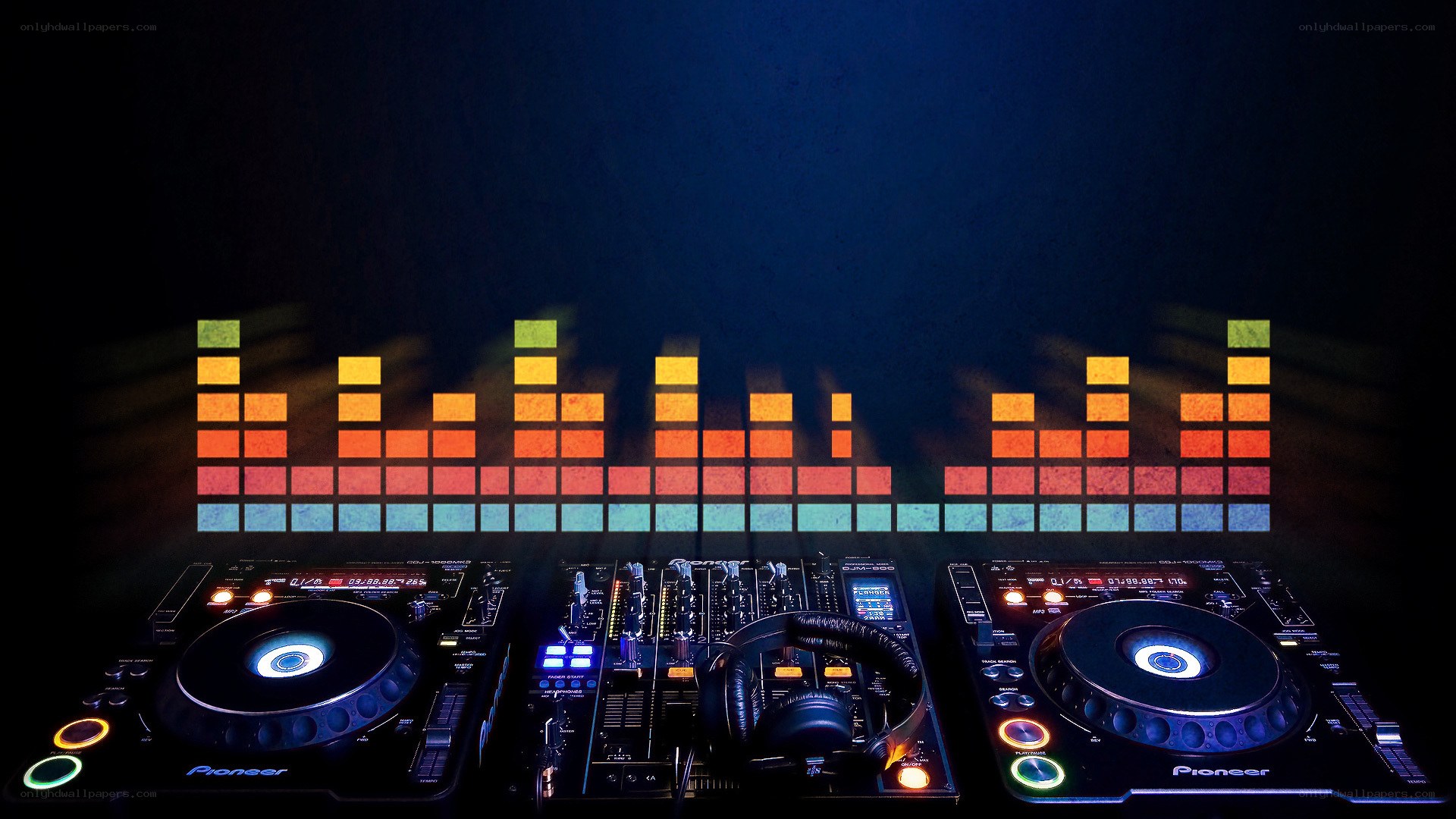 DJ equipment with audio visualizer