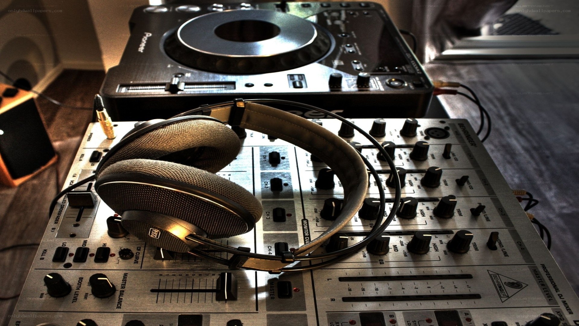 DJ equipment with headphones