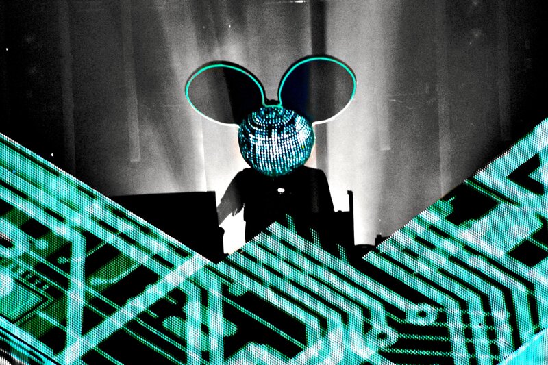 DJ in mouse mask at concert