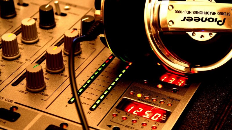 DJ Mixer with Headphones — Black, Focused