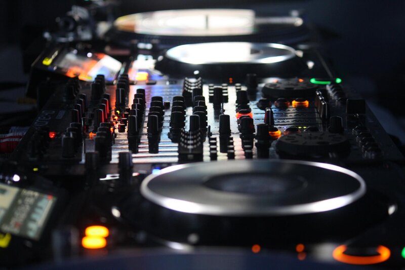 DJ Mixing Console — Black
