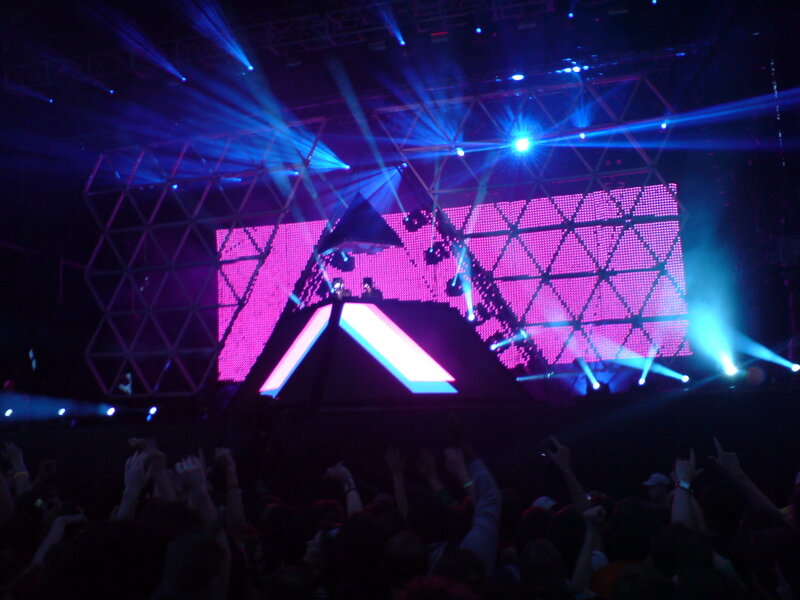 DJ performance at concert