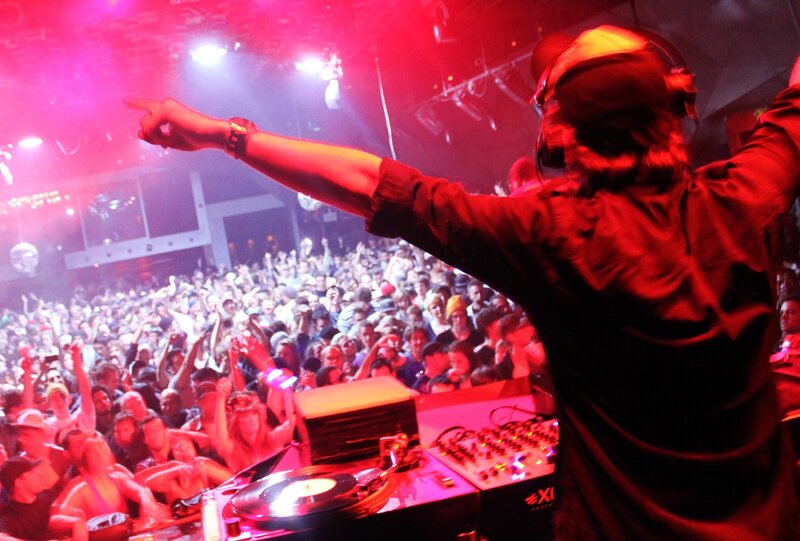 Dj Performing at Concert — Red
