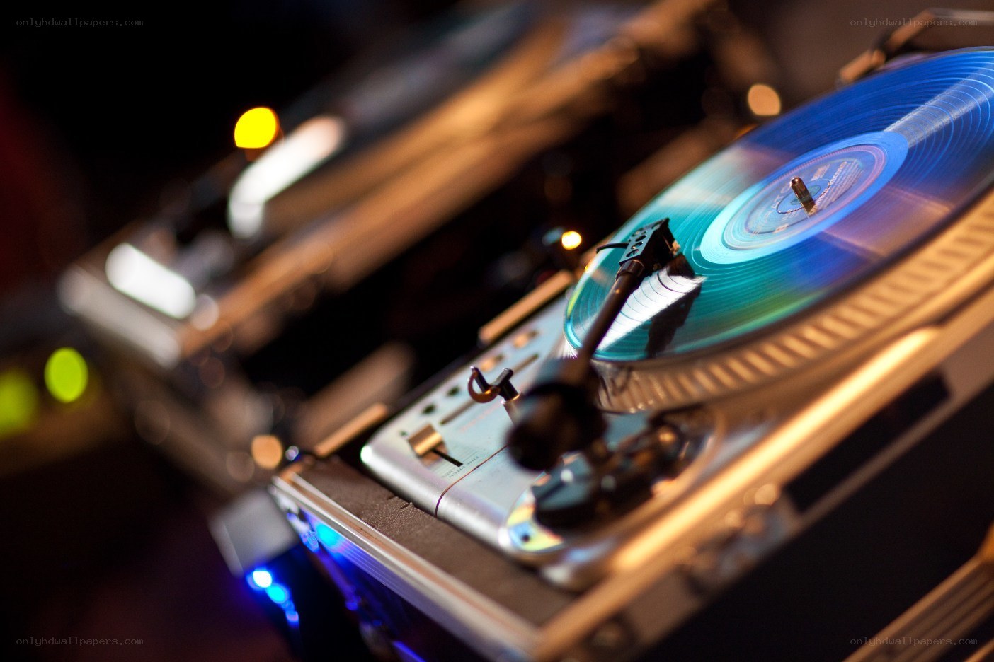 DJ turntable with blue vinyl