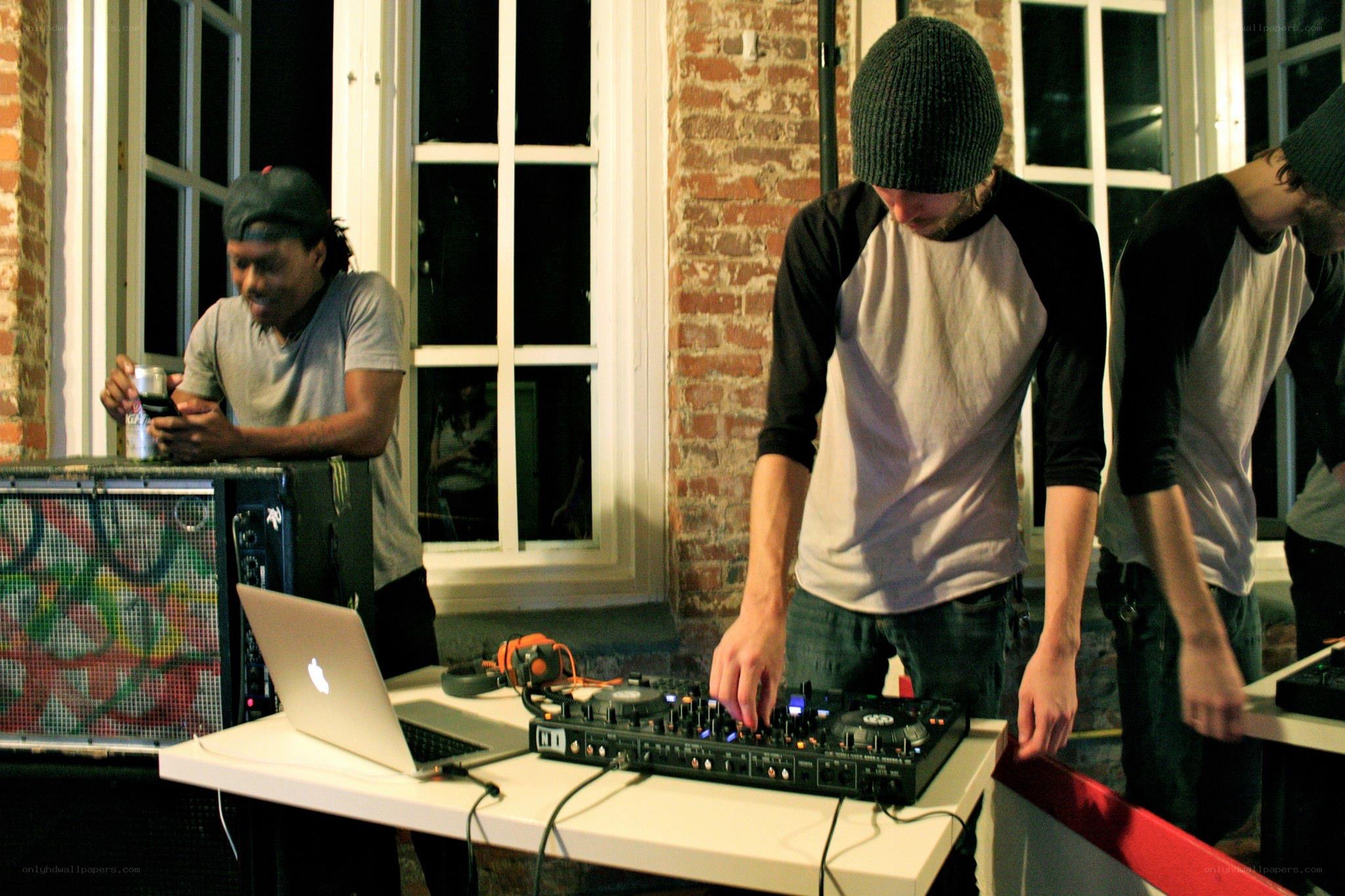 DJs at a music event