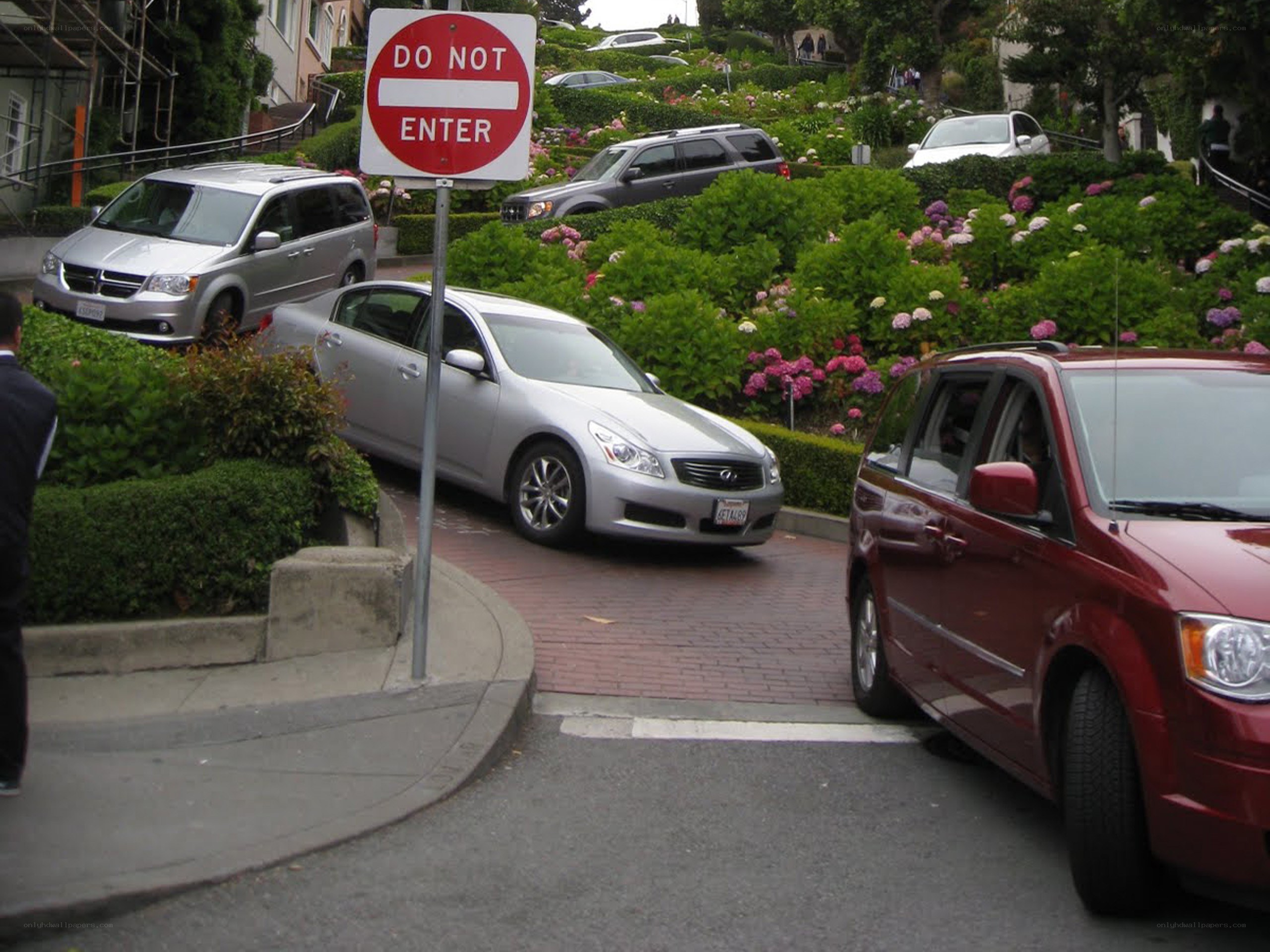 Do Not Enter sign on a steep hill