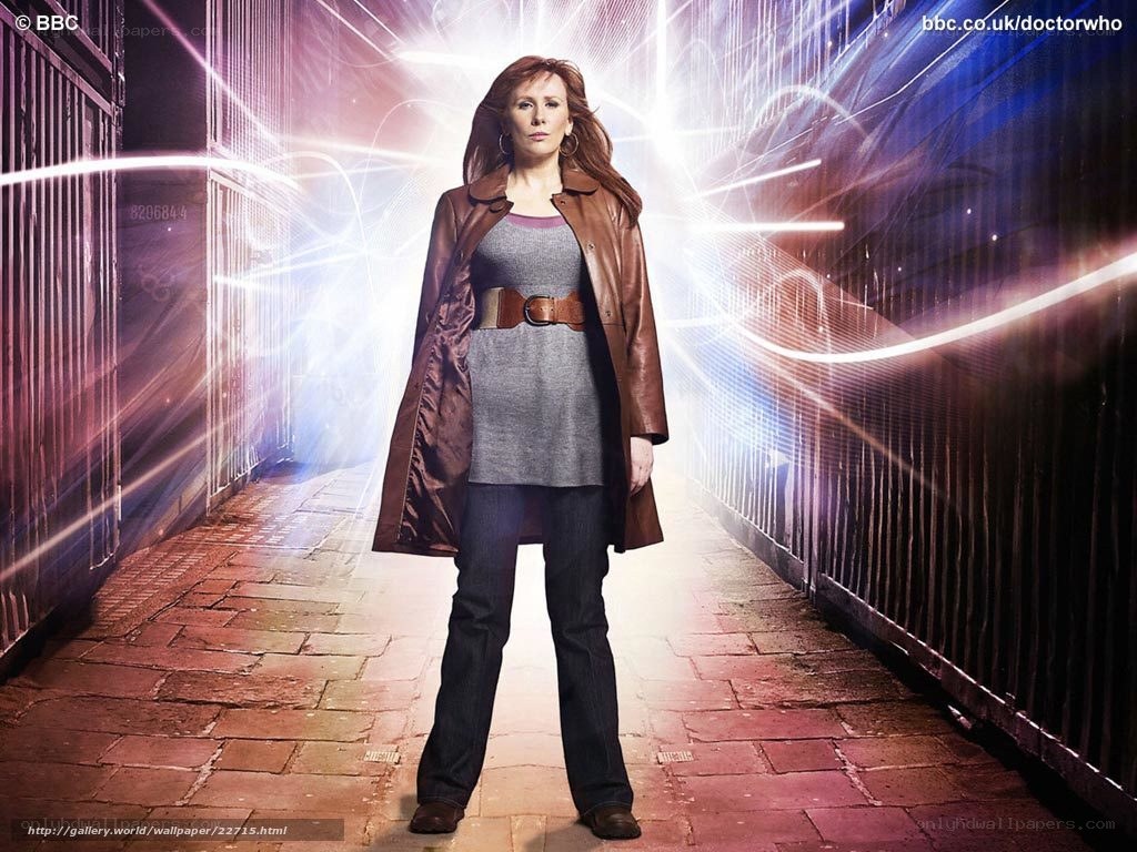 Doctor Who companion in alley