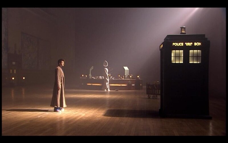 Doctor Who scene with TARDIS