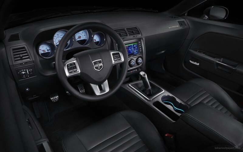 Dodge Challenger interior