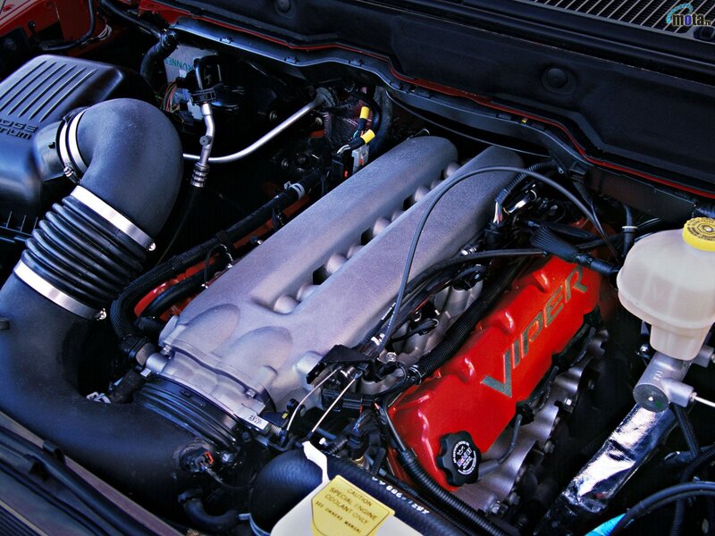 Dodge Viper engine bay