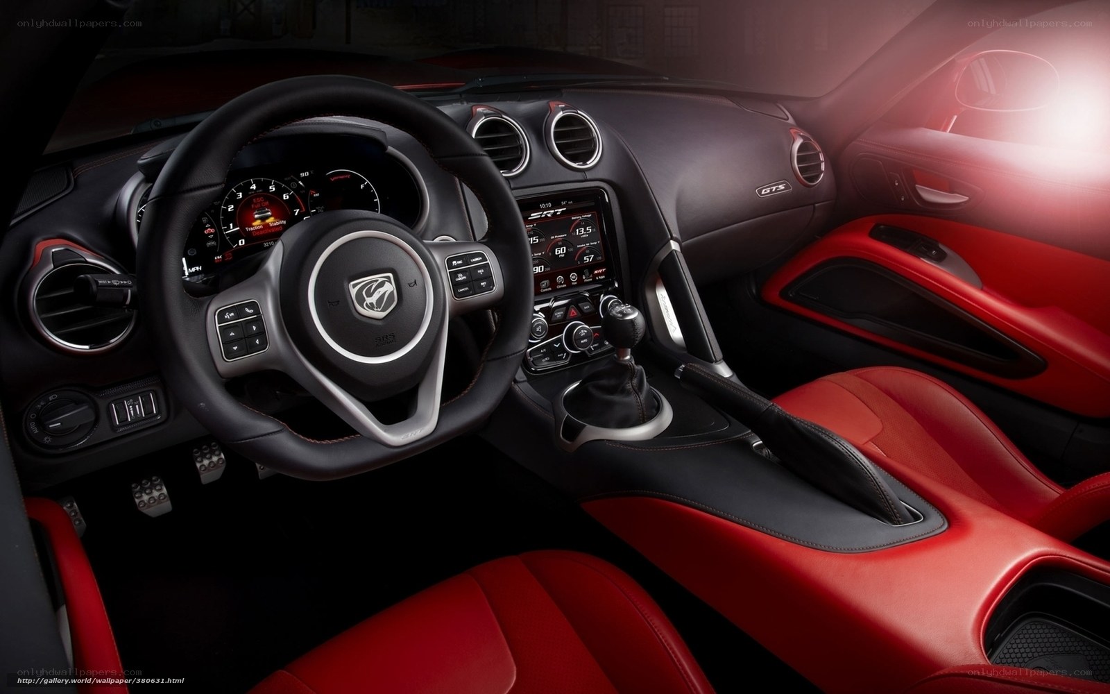 Dodge Viper GTS interior