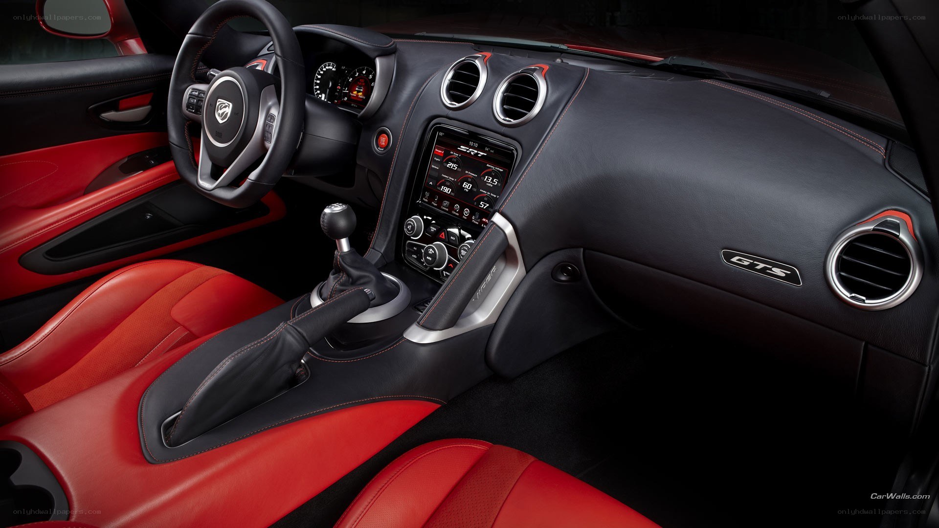 Dodge Viper GTS interior