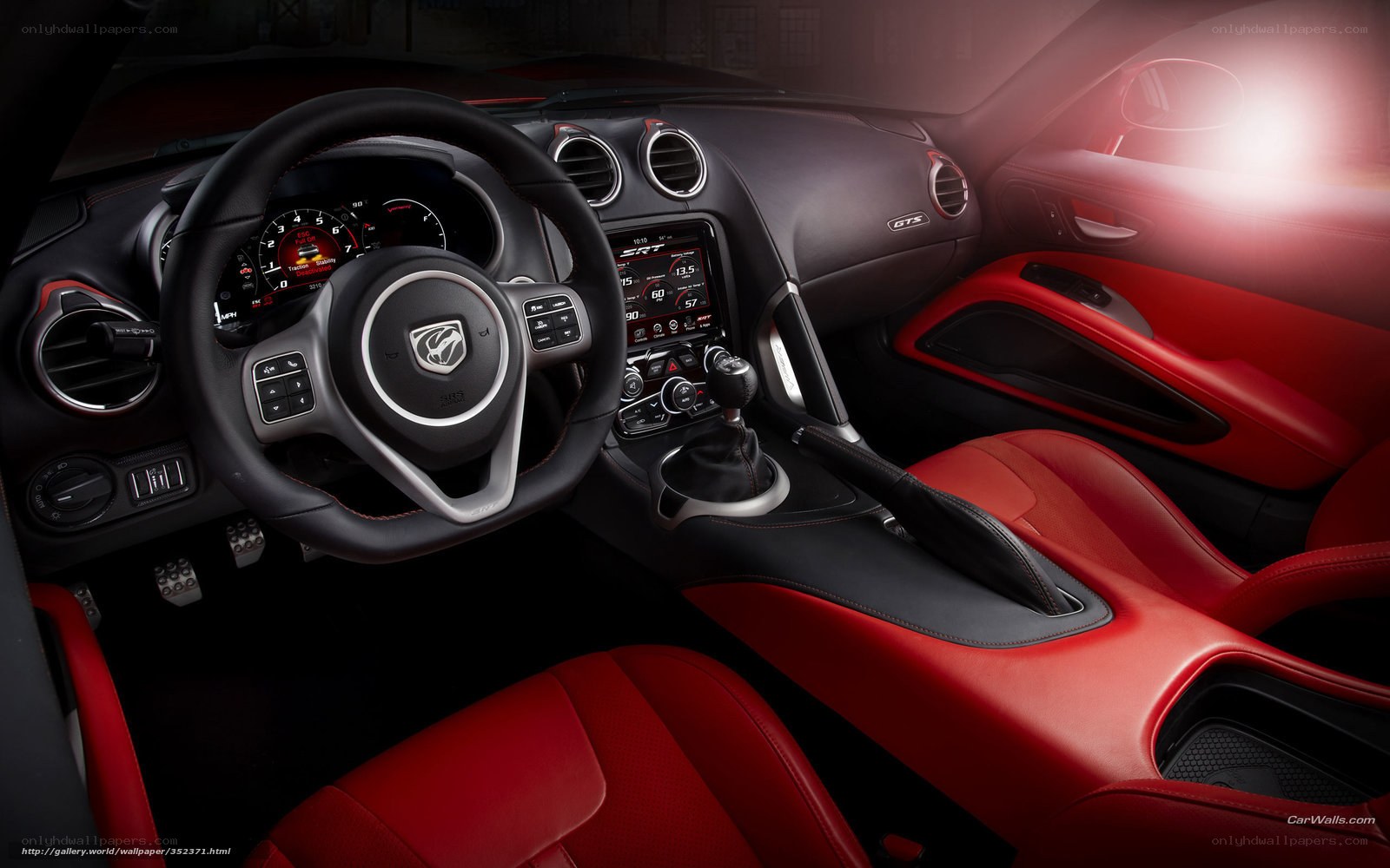 Dodge Viper GTS interior
