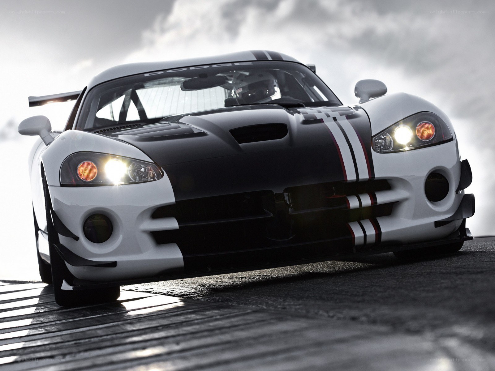 Dodge Viper race car
