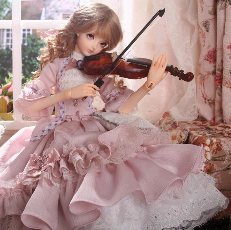 Doll Playing Violin — Pink