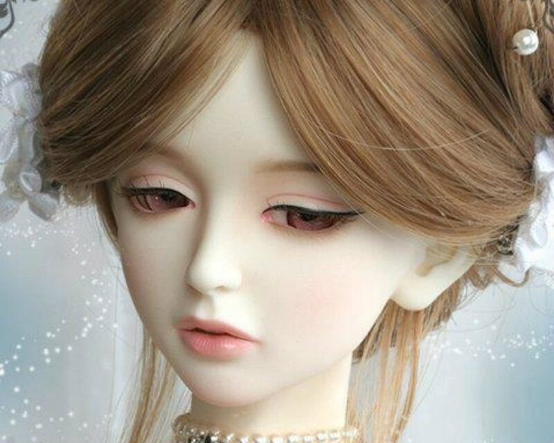 Doll with Brown Hair — Calm