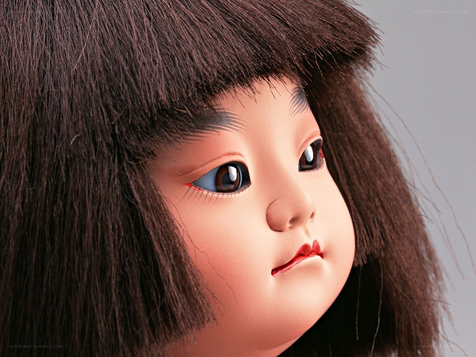 doll with brown hair