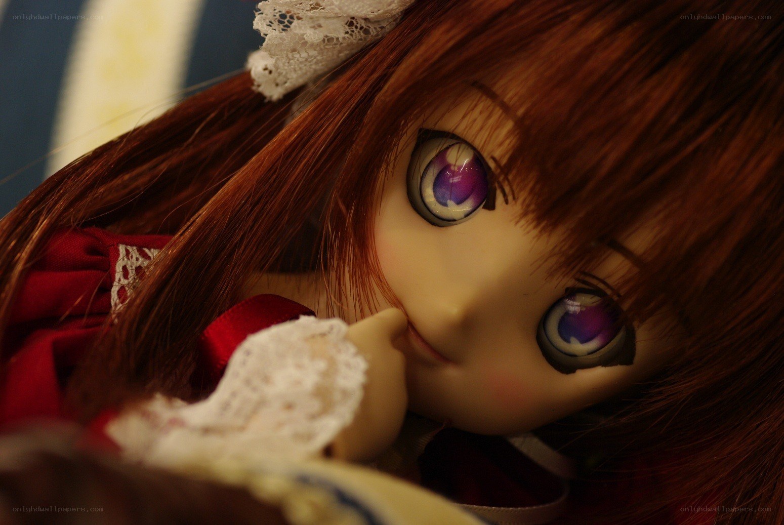 doll with purple eyes
