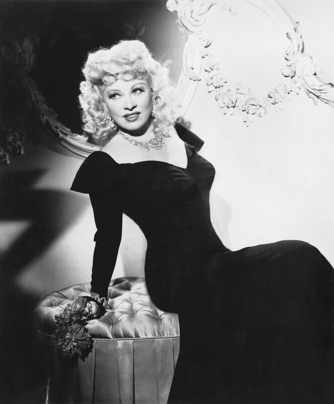 Dolly Parton in a black gown