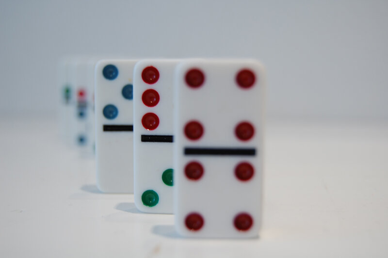 dominoes in a line