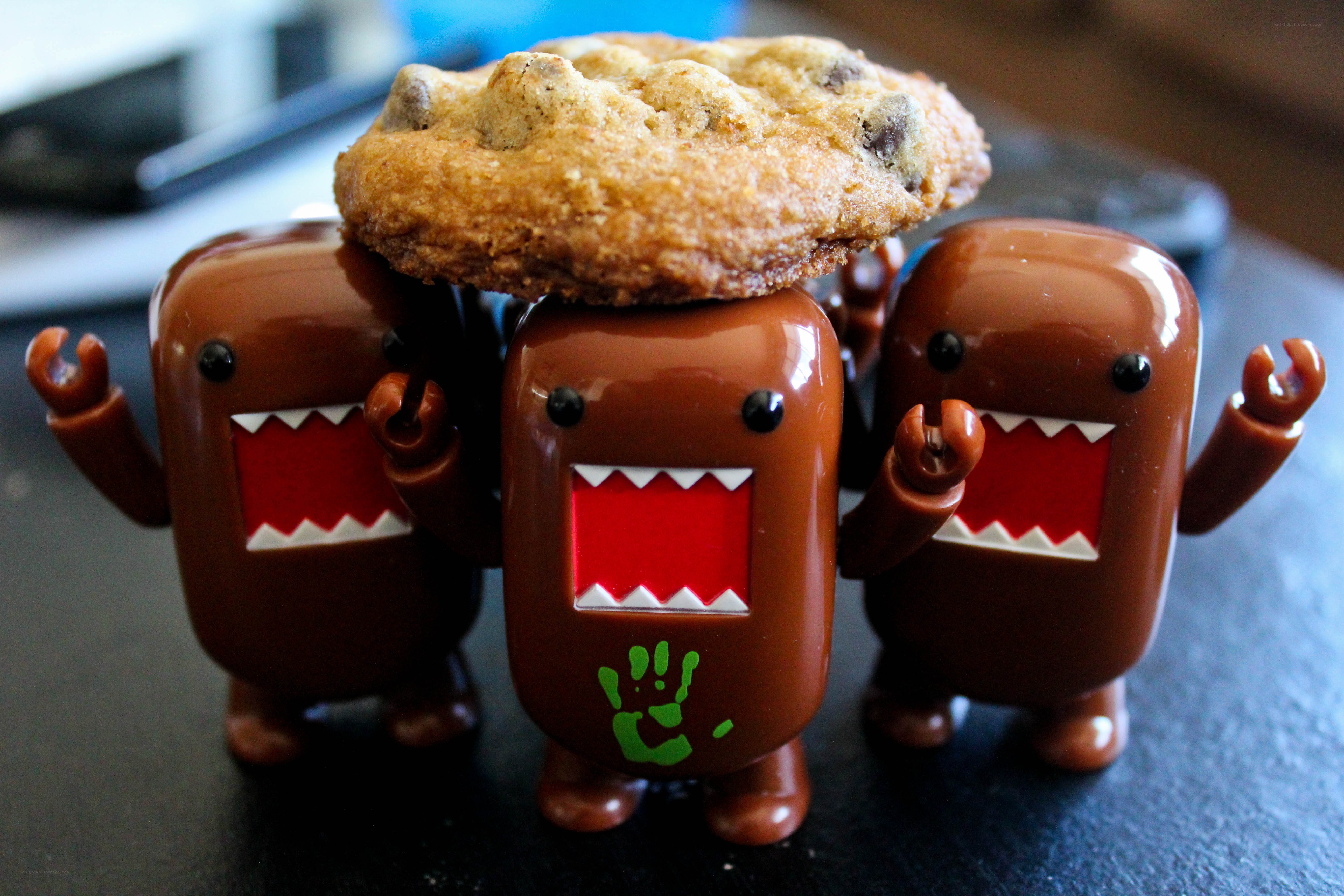 Domo figures with a cookie