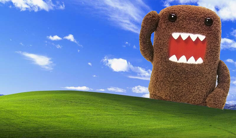 Domo plush on Windows XP wallpaper