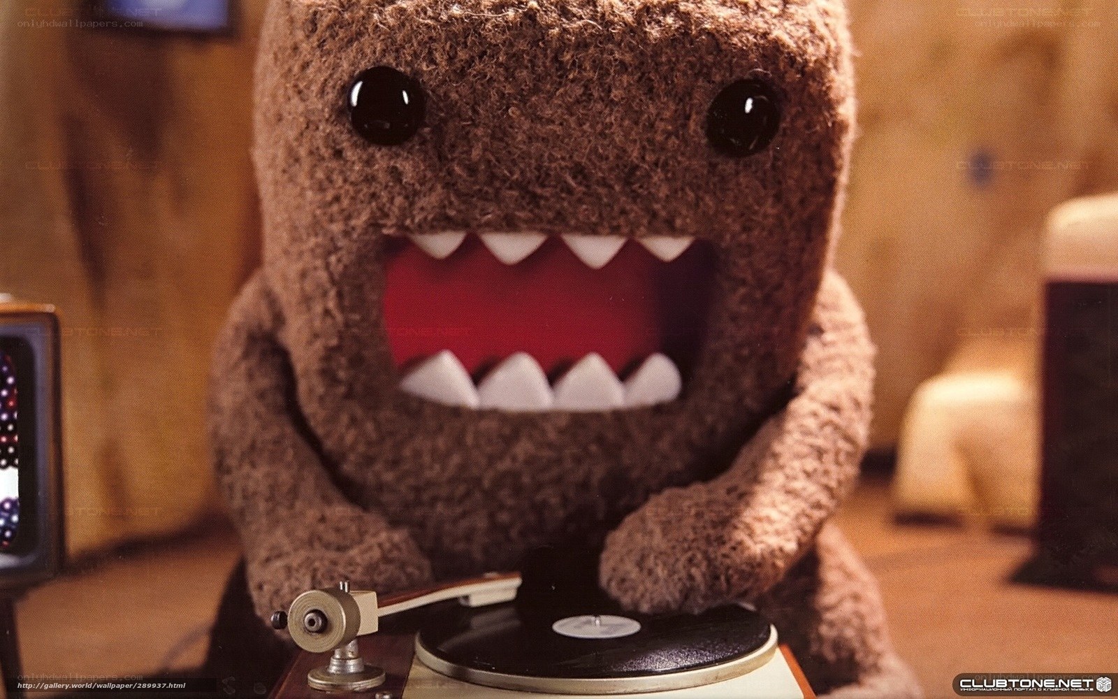 Domu character with record player