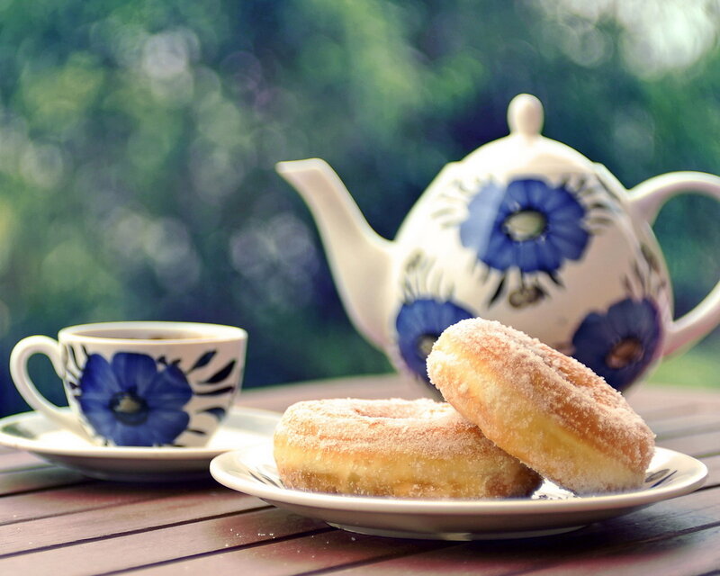 Donuts and Teapot — Blue