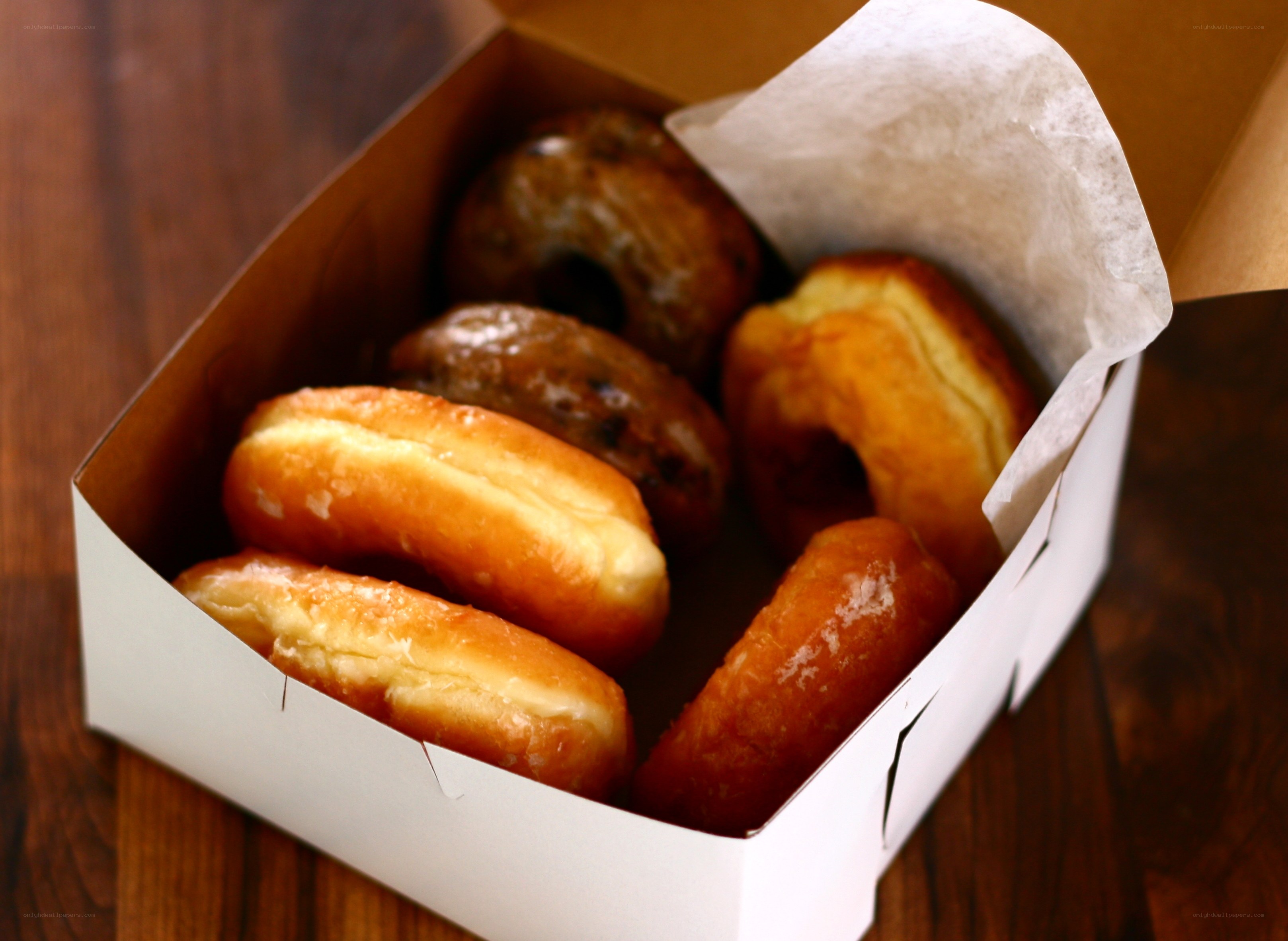 donuts in a box