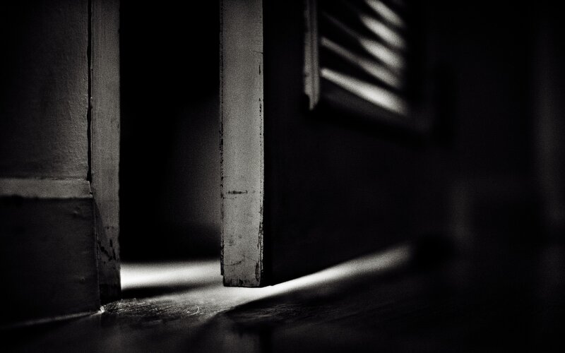 Doorway with Light Beam — Black