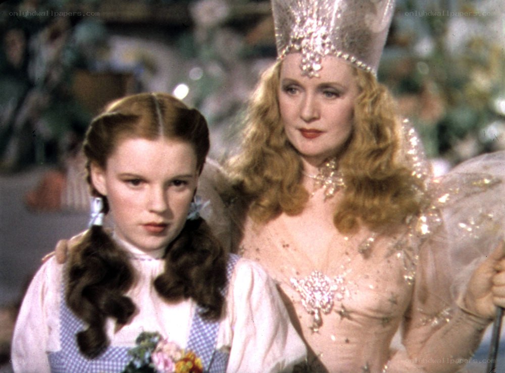 Dorothy and Glinda in Oz