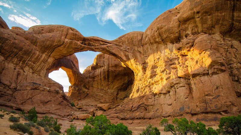 Double Arch Formation — Brown, Dramatic
