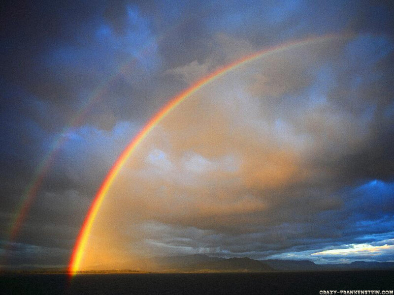 Double rainbow over the ocean