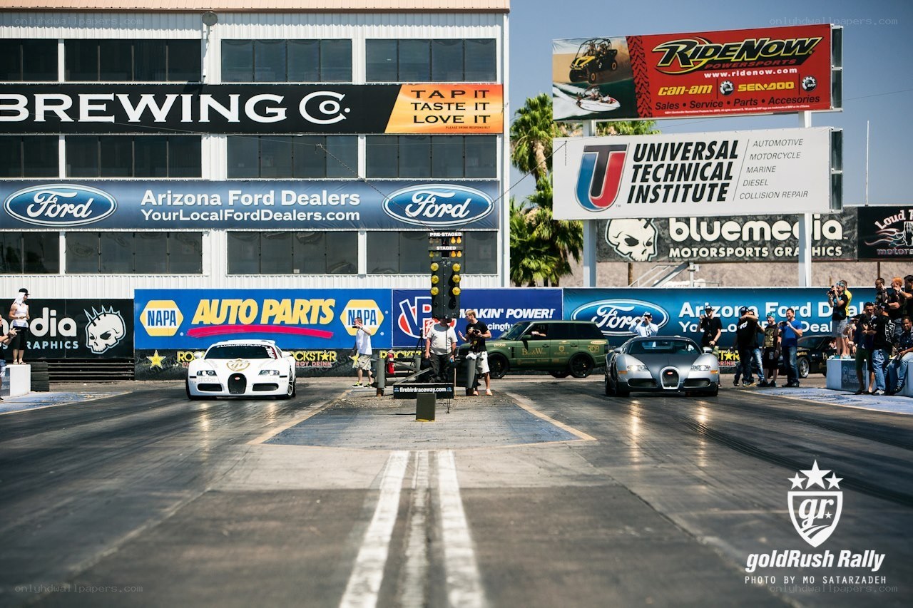 Drag racing at Gold Rush Rally