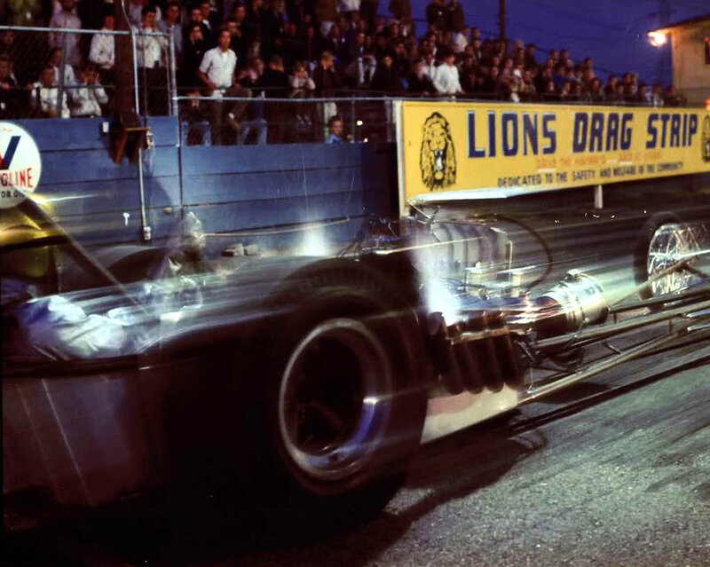 Drag racing at Lions Drag Strip