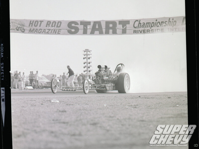 Drag Racing Car — Black, Action