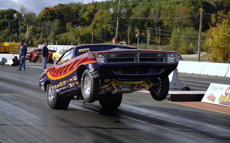 Drag Racing Car — Purple, Dynamic